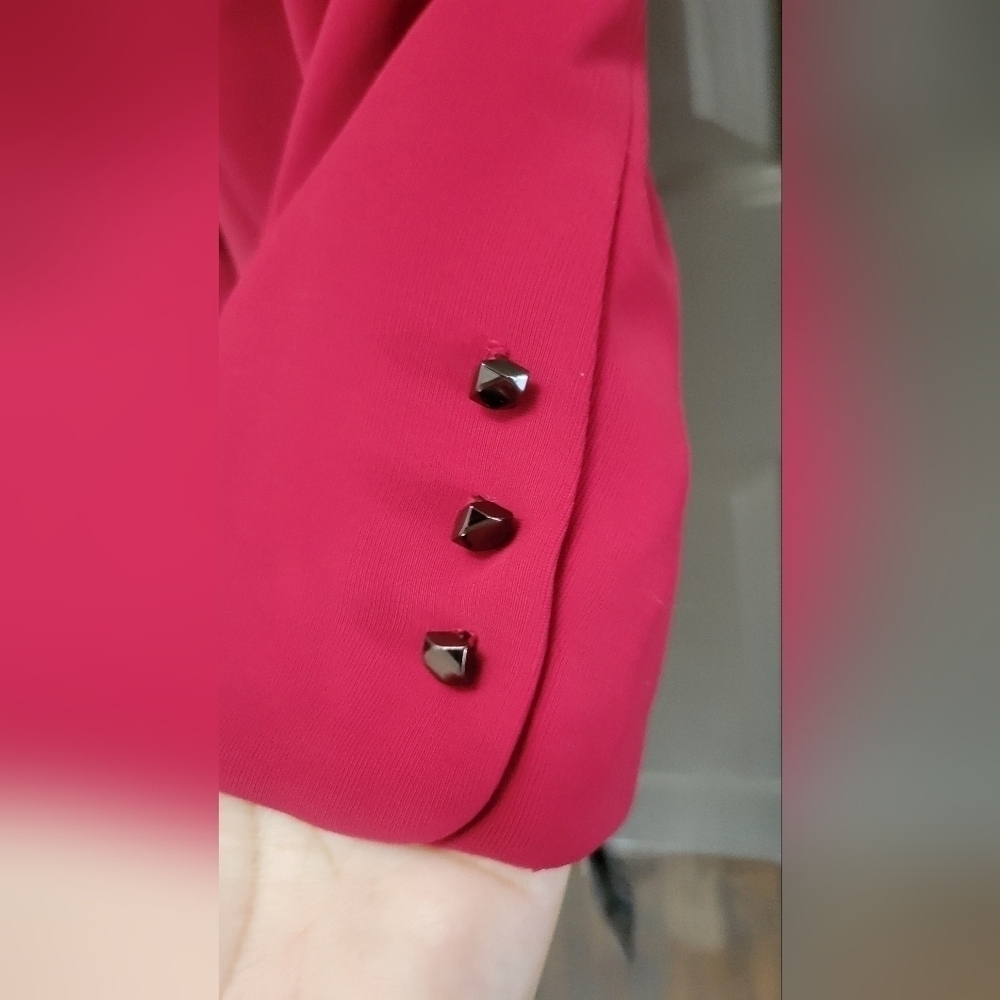 Tahari Red Blazer  8 P - Picture 5 of 10